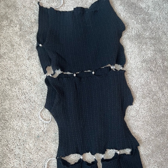 Rui Official pearl jumpsuit - Picture 4 of 4